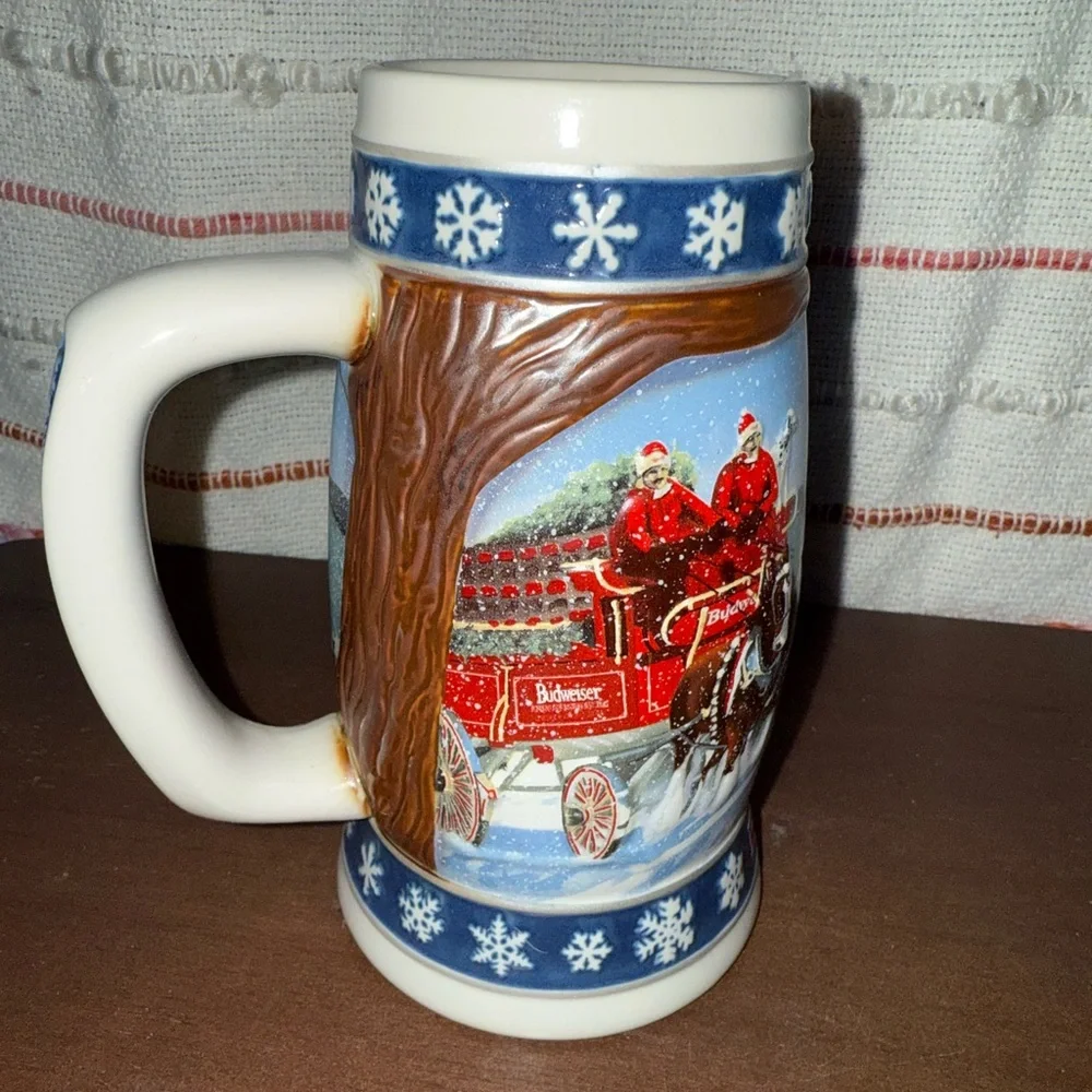 Vintage‎ Budweiser 1995 Holiday Stein with Festive Red and Blue Design